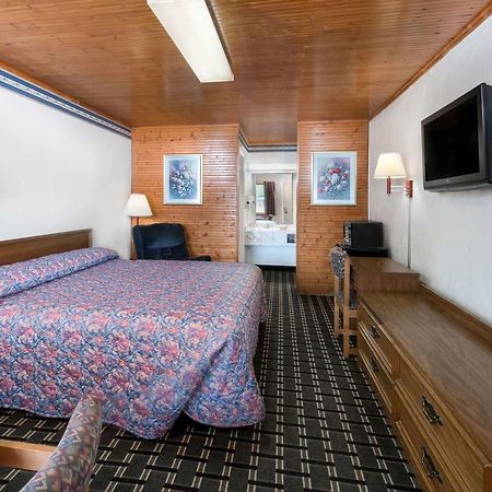 Post Oak Inn Браунвуд Экстерьер фото