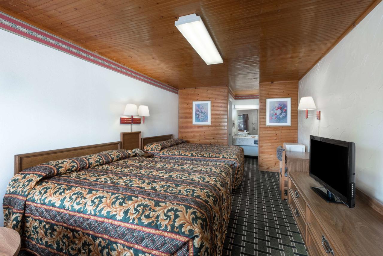 Post Oak Inn Браунвуд Экстерьер фото