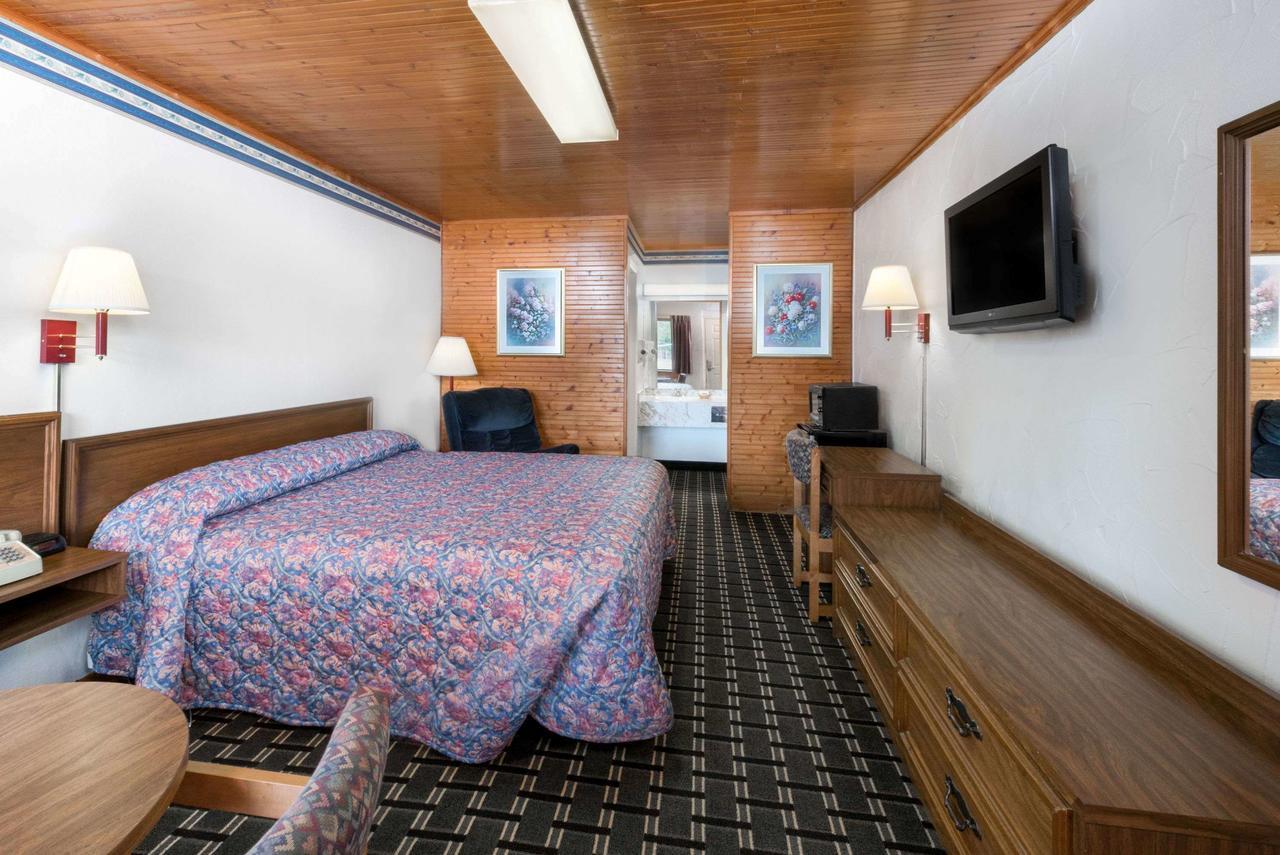 Post Oak Inn Браунвуд Экстерьер фото